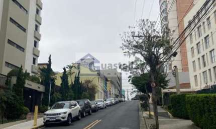 Descubra seu novo lar em Jardim Bela Vista, Santo André: Apartamento 3 dorms, 1 suíte, 3 banheiros por R$ 749.000!