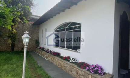 Casa Sobrado à Venda em São Bernardo do Campo - 6 Dormitórios
