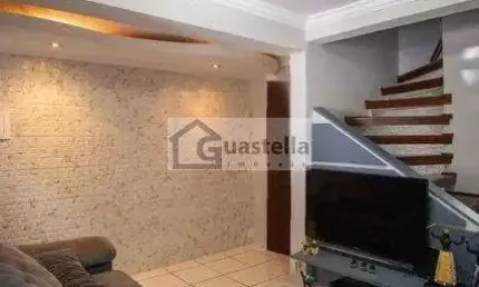 Casa Sobrado à Venda em Assunção - 3 Dormitórios e 4 Banheiros