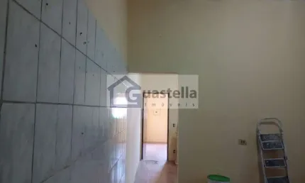 Casa Térrea em Ferrazópolis: 2 Dorms, 1 Banheiro por R$254 mil