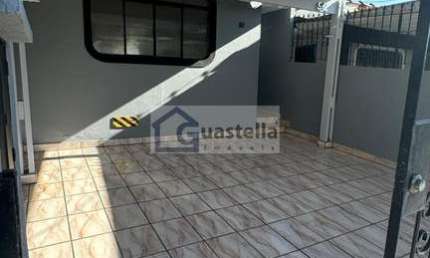 Casa Térrea em Jardim Ipanema - 2 Dormitórios e Suíte