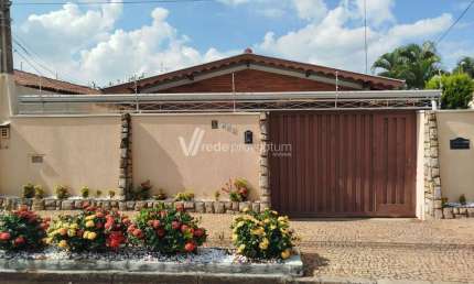 Casa com 4 quartos à venda no Jardim Santa Genebra, Campinas , 207 m2 por R$ 790.000