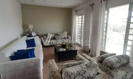 Casa com 4 quartos à venda na Rua Alvarito Muller, 101, Jardim Nova Europa, Campinas, 190 m2 por R$ 980.000