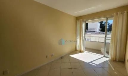 Apartamento com 1 dormitório para alugar, 47 m² por R$ 3.071,83/mês - Córrego Grande - Florianópolis/SC