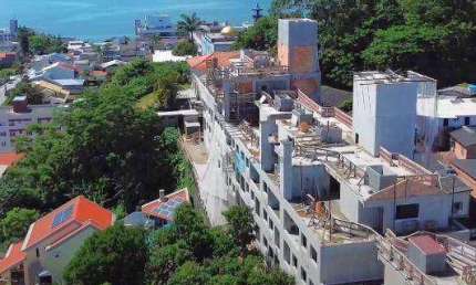 Apartamento Duplex/Cobertura à Venda em Coqueiros, Florianópolis !!