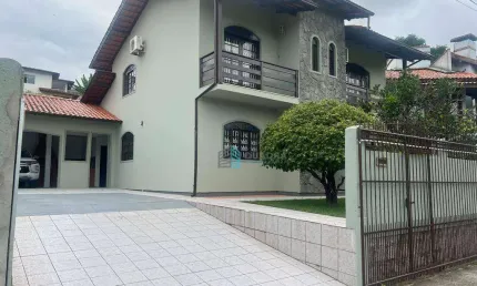 Casa com 4 dormitórios à venda, 260 m² por R$ 1.595.000,00 - Pantanal - Florianópolis/SC