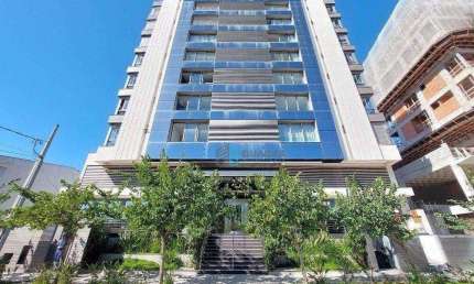 Apartamento à Venda com 3 Suítes + Lavabo, 3 Vagas de Garagem na Agronômica, Florianópolis !!
