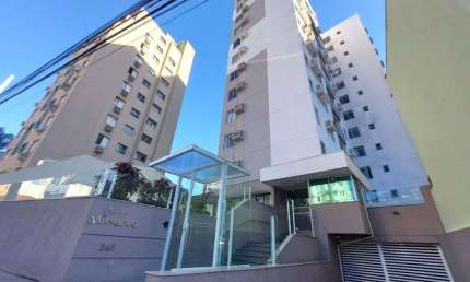 Apartamento à Venda com 3 Dormitórios (Suíte) + Garagem no Centro, Florianópolis !!