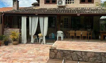Casa com 4 dormitórios à venda, 255 m² por R$ 1.800.000,00 - Pantanal - Florianópolis/SC
