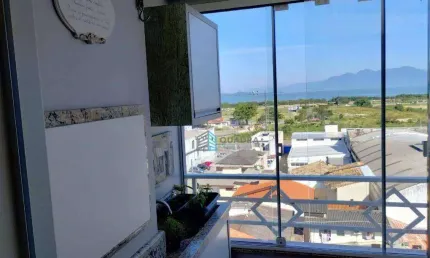Apartamento à Venda com 2 Dorm.(Ste), 2 Vagas de Garagem e Linda Vista para o Mar no Saco dos Limões, Florianópolis !!