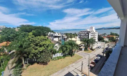 Cobertura Duplex à Venda no bairro João Paulo, Florianópolis !!