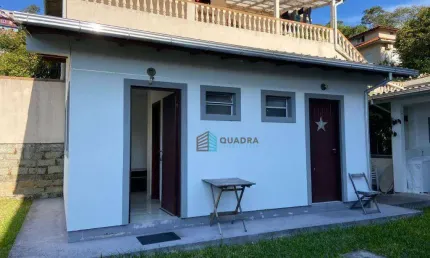Kitnet com 1 dormitório para alugar, 16 m² por R$ 1.014,67/mês - Pantanal - Florianópolis/SC