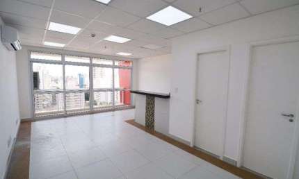 Sala Comercial à venda com 40 metros quadrados no Botafogo em Campinas - SP.