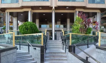Apartamento à venda no Condomínio Golden Vilage Residence no bairro Jardim Marina - Mongaguá - SP
