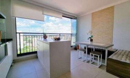 Apartamento para venda no Condomínio Living Celebration no Taquaral em Campinas - SP