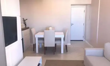 Apartamento para venda tem 80 metros quadrados com 3 quartos em Vila Marieta - Campinas - SP.