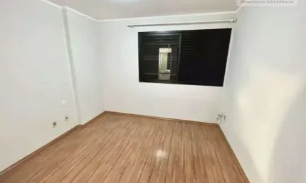 Apartamento à Venda no Condomínio Varandas do Cambuí em Cambuí - Campinas - SP