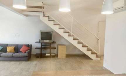 Apartamento duplex alto padrão à venda no Condomínio The One Loft no Cambuí em Campinas -SP.