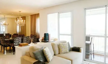 Apartamento à venda no Condomínio Living Club em Santo Amaro em São Paulo - SP