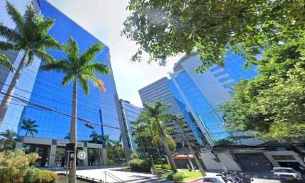 Meia Laje em Edifício corporativo para locação no Cidade Monções em São Paulo - SP