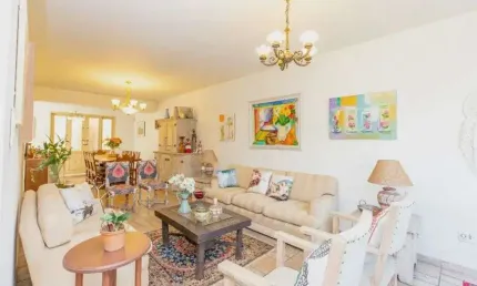 Casa Sobrado Residencial/Comercial à Venda em Pinheiros - SP.