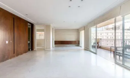 Apartamento à Venda no Condomínio Edifício Forte Dei Marmi em Santa Cecília - São Paulo - SP