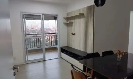 Apartamento à venda no Condomínio Central Park no Jardim Tupanci em Barueri - SP