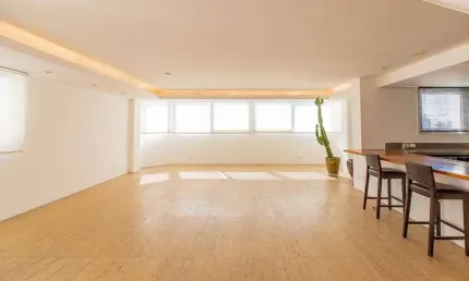 Apartamento Triplex à Venda no Condomínio Guilim House em Vila Nova Conceição - São Paulo - SP