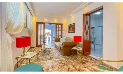 Casa à venda com 5 quartos, em Cambuci - São Paulo - SP