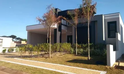 Linda casa térrea à venda no condomínio royal garden, parque brasil - paulínia-sp