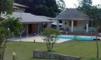Chácara para venda possui 300 metros quadrados com 3 quartos em Village Campinas - Campinas - SP.