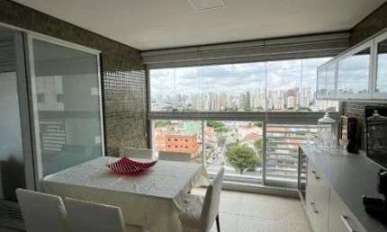 Apartamento à venda no Condomínio Edifício Guanabara em São Paulo-SP