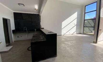 Casa para venda no Condomínio Reserva Real no Jardim Pari em Paulinia - SP.