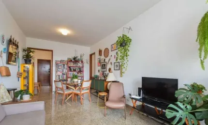 Apartamento à Venda no Condomínio Edifício Elina em Liberdade - São Paulo - SP