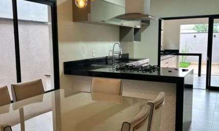 Casa à venda no Condomínio Residencial Jardim do Jatobá no Parque Ortolândia em Hortolândia - SP