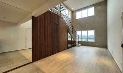 Apartamento Duplex para locação no Condomínio Alpha Park em Sítio Tamboré Alphaville - Barueri - SP