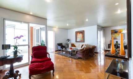Apartamento alto padrão à venda no Condomínio Las Palmas em Indianópolis em São Paulo - SP