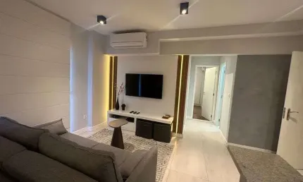 Apartamento à venda no Condomínio Edifício Parigi no Cambuí em Campinas - SP