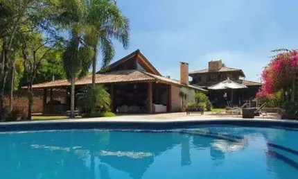 Casa de condomínio para venda tem 710 metros quadrados com 5 quartos em Itaim - Itu - SP