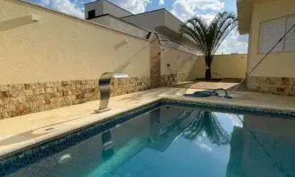 Casa à venda no Condomínio Green Park Residence em Hortolândia-SP