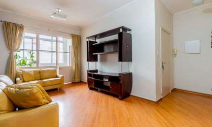 Apartamento à venda no Condomínio Edifício Normando Raposo Medeiros na República em São Paulo - SP
