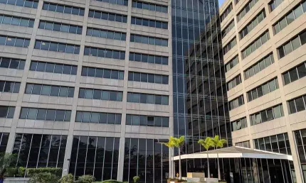 Sala comercial para alugar na Rua Verbo Divino, 1488, Chácara Santo Antônio, São Paulo