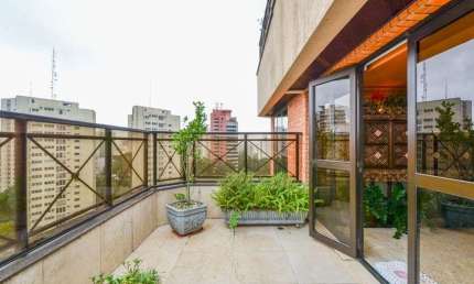 Cobertura Duplex à Venda no Edifício Saint Germain em Jardim Parque Morumbi - São Paulo - SP