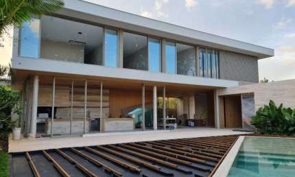 Casa sobrado de alto padrão à venda no Condomínio Alphaville Nova Esplanada 2 em Votorantim - SP