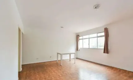 Apartamento à venda no Condomínio Edifício Suria na Bela Vista em São Paulo - SP