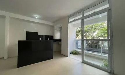 Apartamento à venda no Condomínio Marienplaplatz Residence no bairro Cambuí em Campinas - SP.