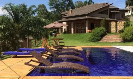 Chácara alto padrão à venda Dois Córregos em Valinhos - SP.