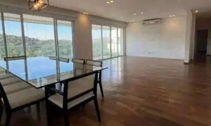 Duplex para aluguel e venda possui 284 metros quadrados com 4 quartos