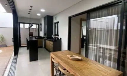 Casa à venda no Condomínio Club Portinari, em Paulínia, São Paulo.