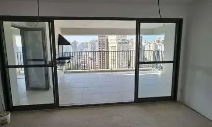 Apartamento alto padrão à venda no Condomínio Tucuna 250 no Bairro Perdizes em São Paulo - SP
